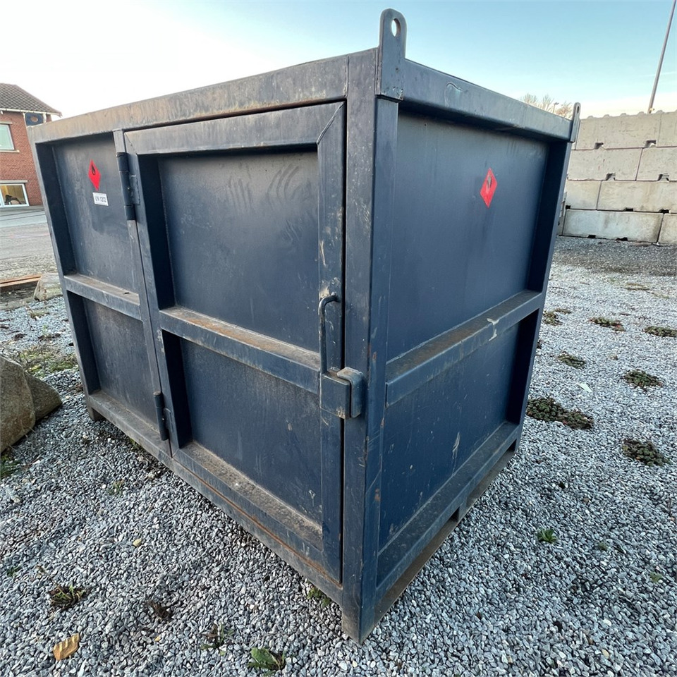 Kingspan Roug Steel Tank - Резервуар для хранения: фото 2 Kingspan Roug Steel Tank - Резервуар для хранения: фото 2