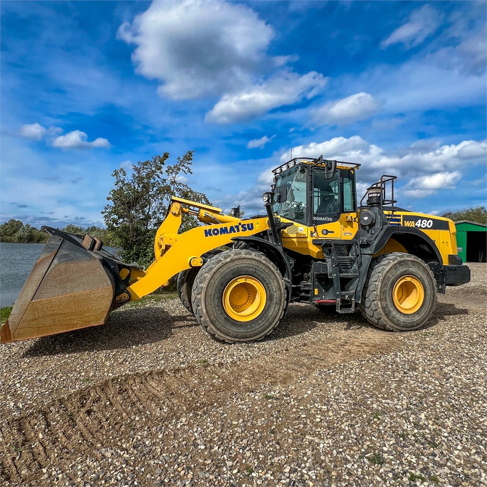 Komatsu WA480-8 - Колёсный погрузчик: фото 1 Komatsu WA480-8 - Колёсный погрузчик: фото 1