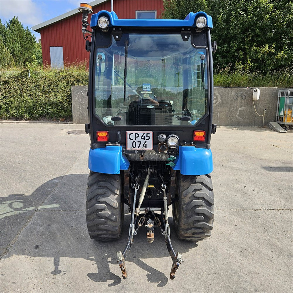 LS Mtron Ls J27HST - Коммунальный трактор: фото 4 LS Mtron Ls J27HST - Коммунальный трактор: фото 4