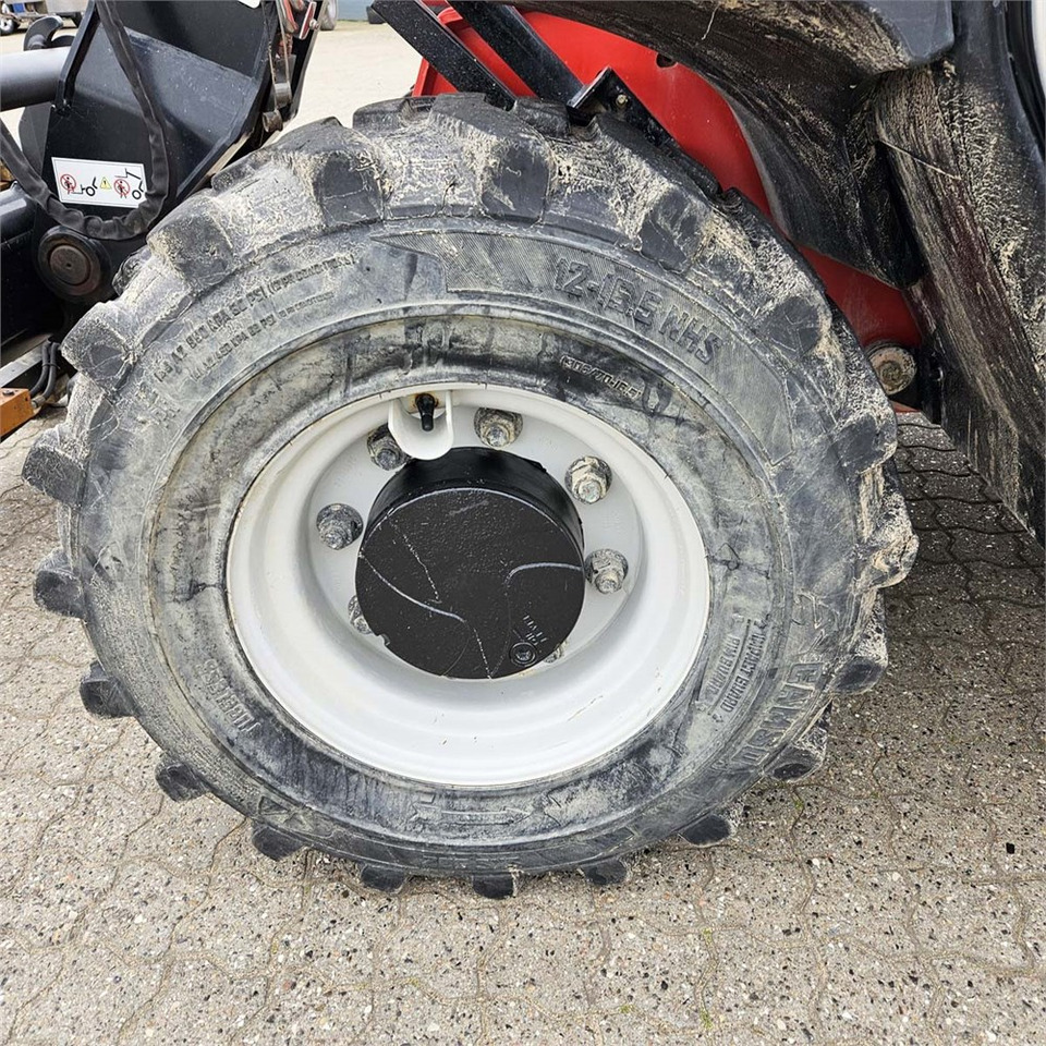 Телескопический погрузчик Manitou MT625 H: фото 40