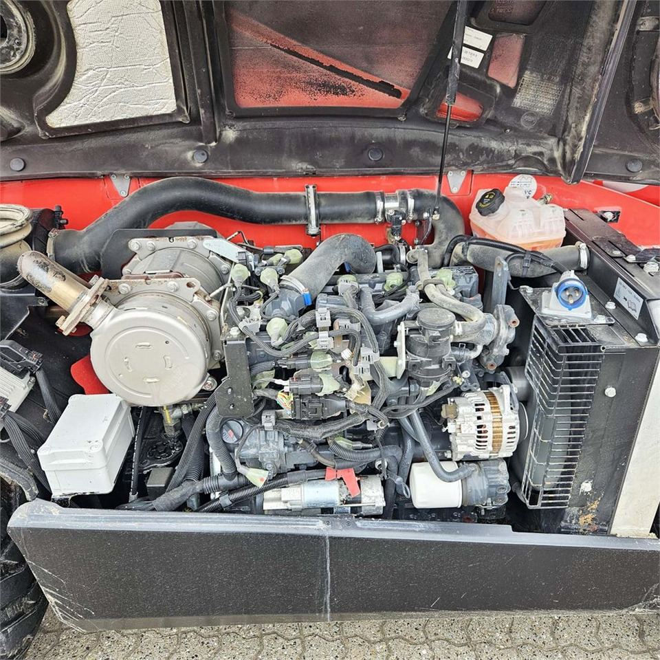 Телескопический погрузчик Manitou MT625 H: фото 27