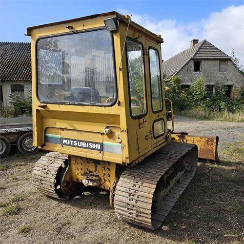 Бульдозер Mitsubishi BD2G: фото 6 Бульдозер Mitsubishi BD2G: фото 6