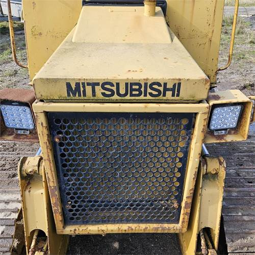 Бульдозер Mitsubishi BD2G: фото 17 Бульдозер Mitsubishi BD2G: фото 17