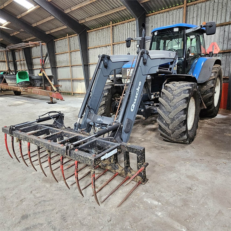 New Holland TM 190 4WD - Трактор: фото 3 New Holland TM 190 4WD - Трактор: фото 3