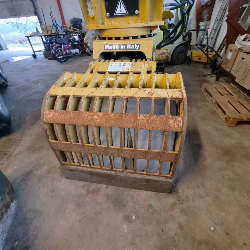 OSA GP 15 - Грейфер для Строительной техники: фото 3 OSA GP 15 - Грейфер для Строительной техники: фото 3