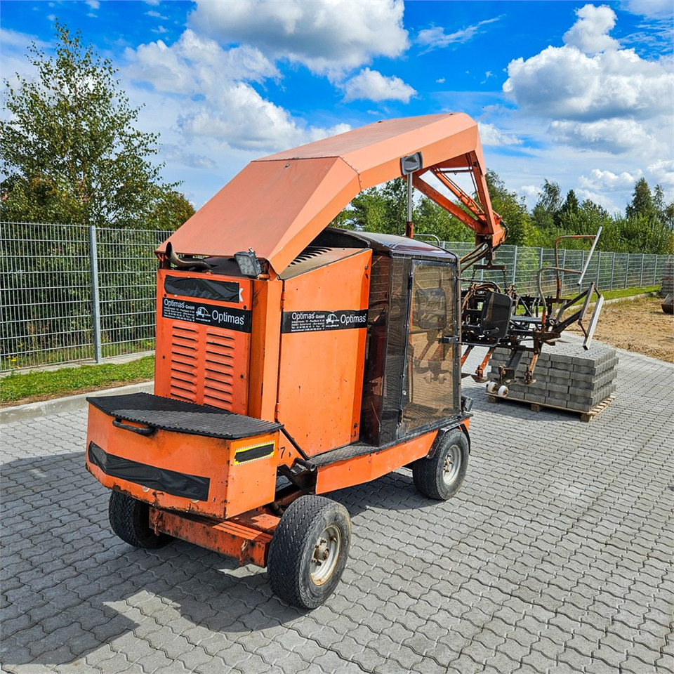 Optimas H77 - Мини-погрузчик с бортовым поворотом: фото 3 Optimas H77 - Мини-погрузчик с бортовым поворотом: фото 3