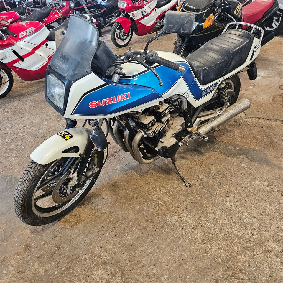 Suzuki GSX 1100 ES - Мотоцикл: фото 3 Suzuki GSX 1100 ES - Мотоцикл: фото 3