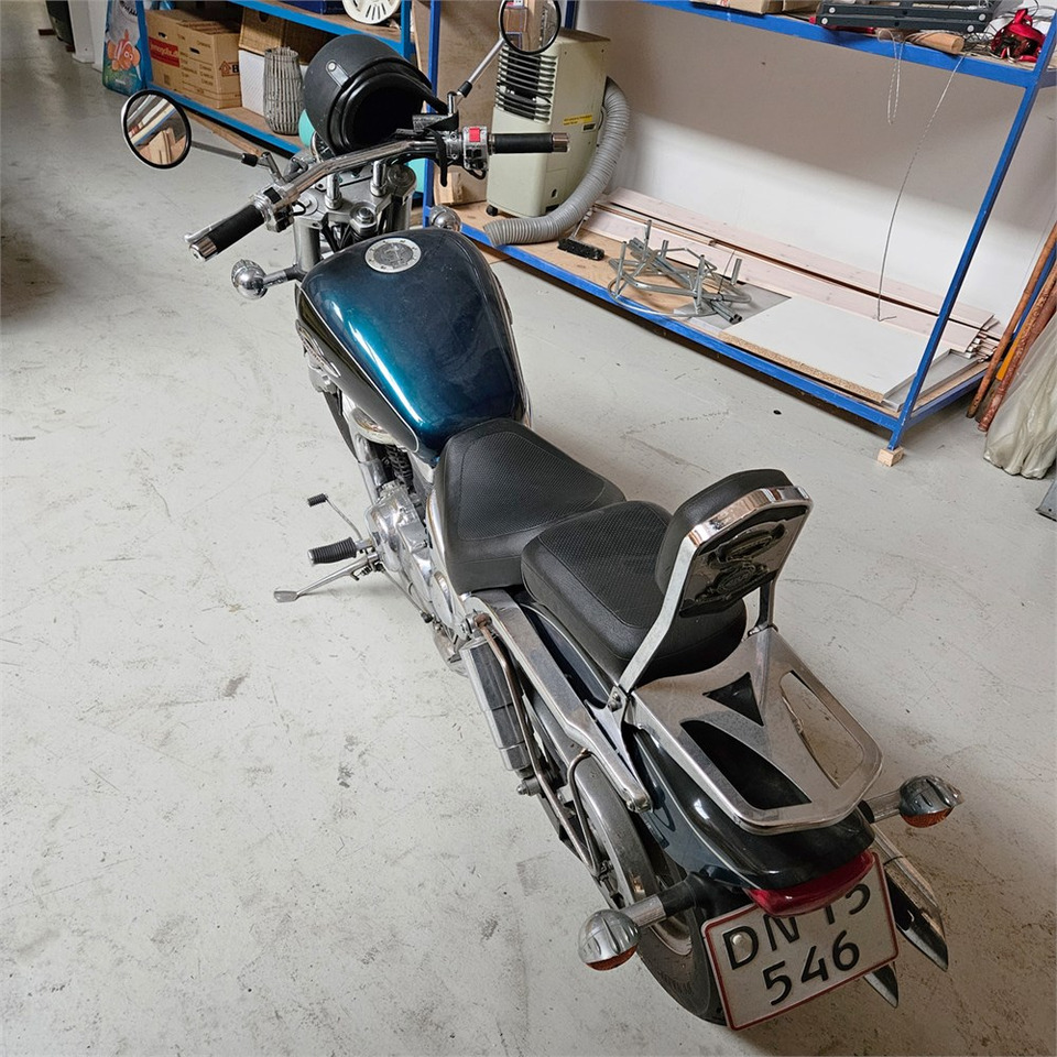 Suzuki Marauder VZ 800 - Мотоцикл: фото 3 Suzuki Marauder VZ 800 - Мотоцикл: фото 3