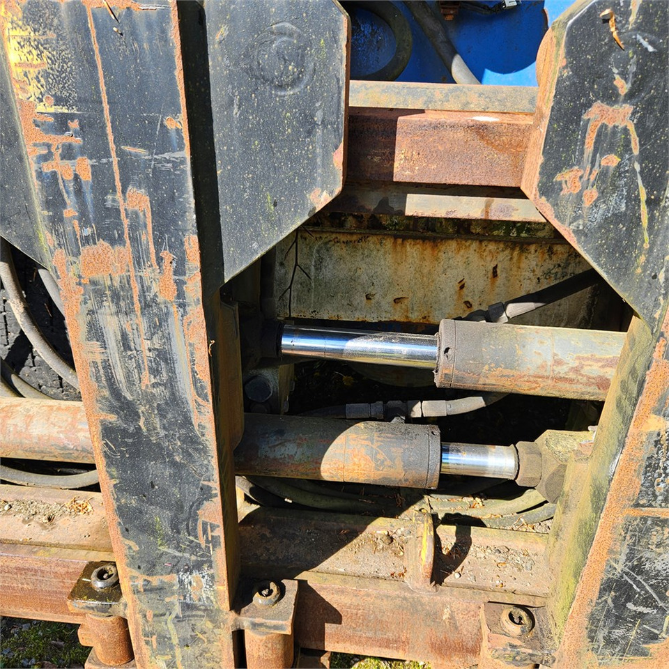 Вилочный погрузчик Svetruck 860: фото 23