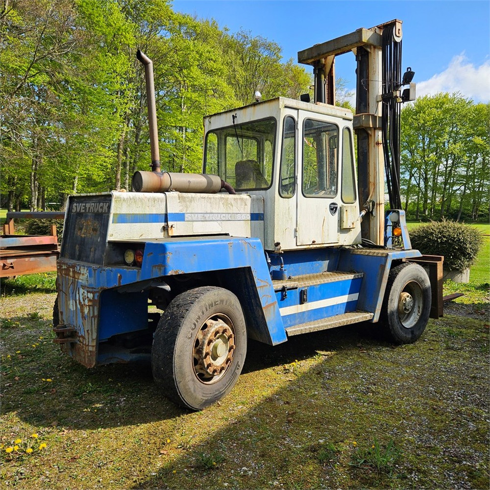 Вилочный погрузчик Svetruck 860: фото 8