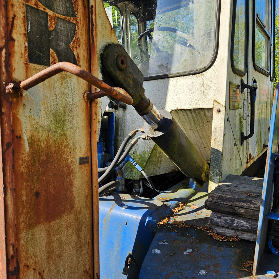 Вилочный погрузчик Svetruck 860: фото 26