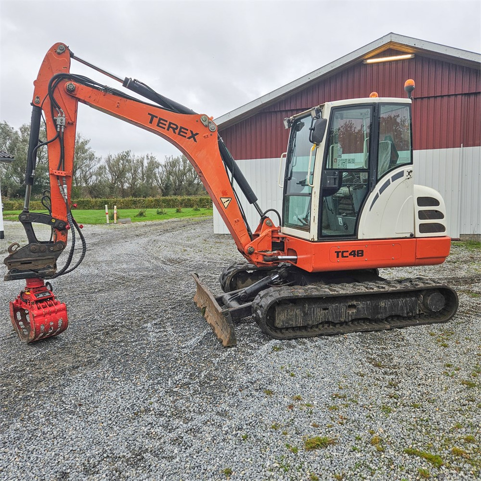Terex TC48 - Мини-экскаватор: фото 1 Terex TC48 - Мини-экскаватор: фото 1