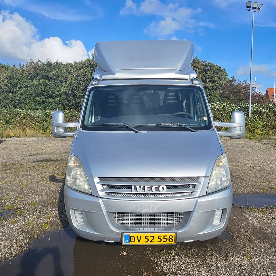 Тягач Iveco Daily: фото 9