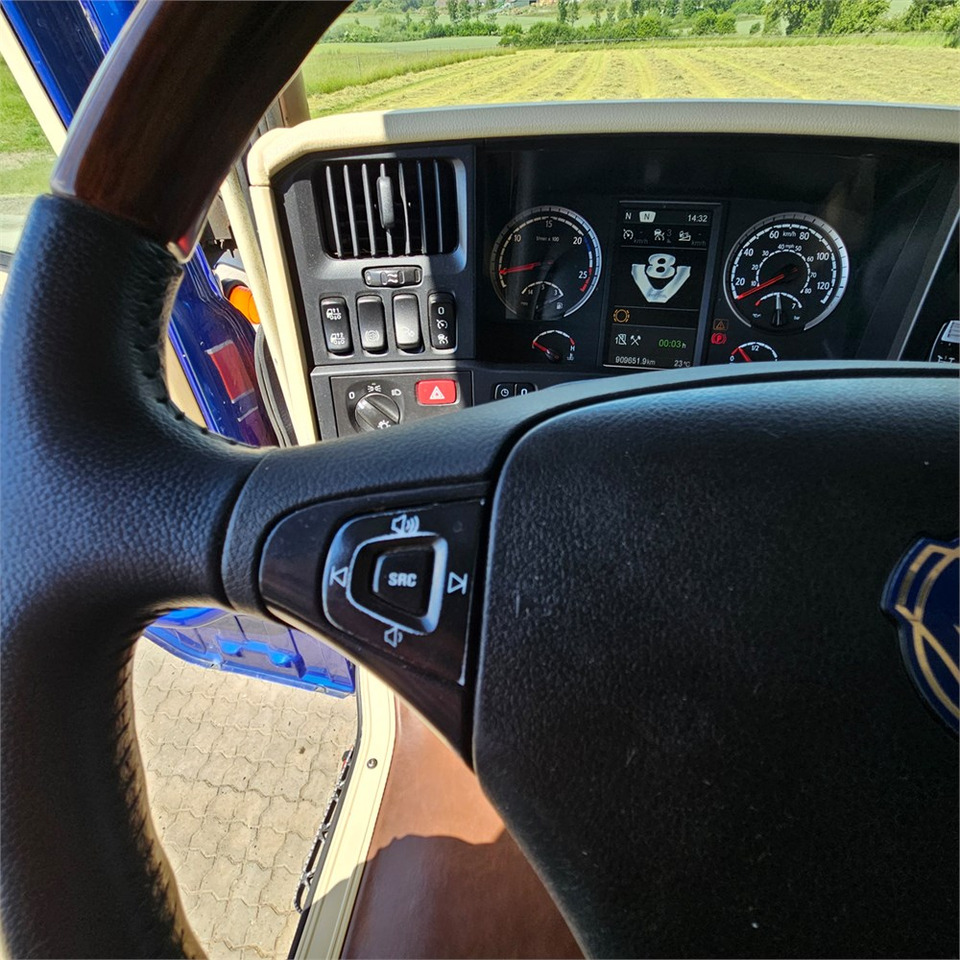 Тягач Scania PGR 560: фото 16