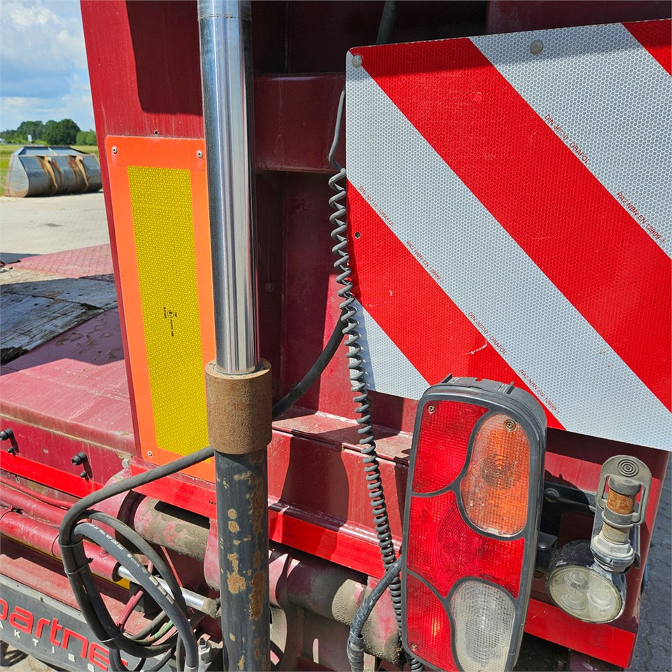 Тягач Scania PGR 560: фото 44