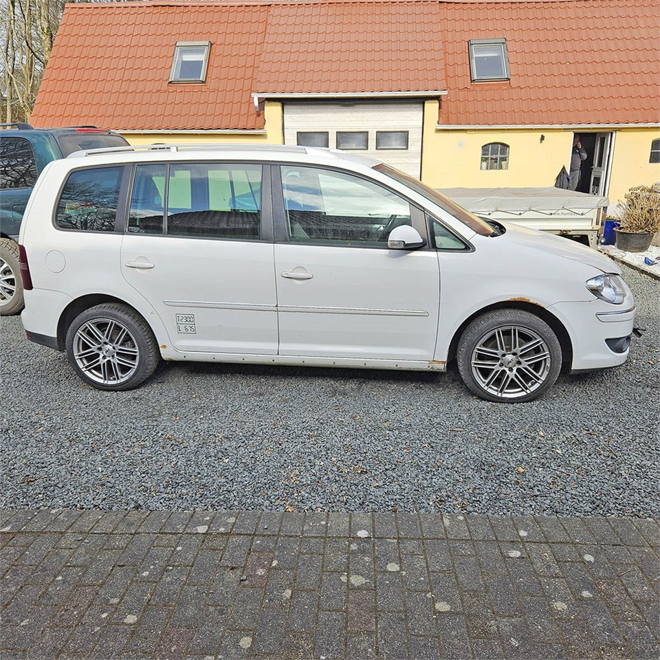 VW Touran Van 2,0 tdi automatisk - Легковой автомобиль: фото 2 VW Touran Van 2,0 tdi automatisk - Легковой автомобиль: фото 2