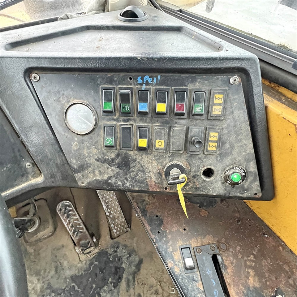 Сочленённый самосвал Volvo A20: фото 21