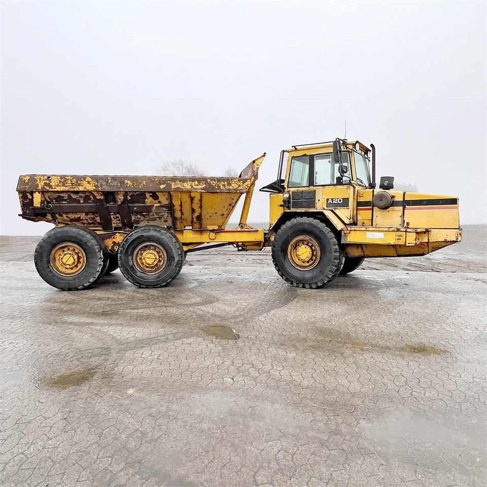 Сочленённый самосвал Volvo A20: фото 12