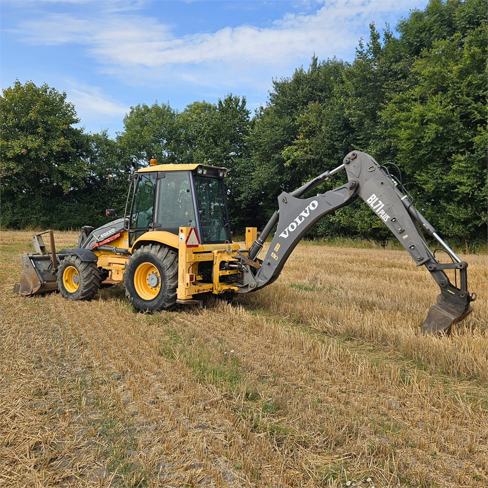 Volvo BL71 Plus - Экскаватор-погрузчик: фото 4 Volvo BL71 Plus - Экскаватор-погрузчик: фото 4