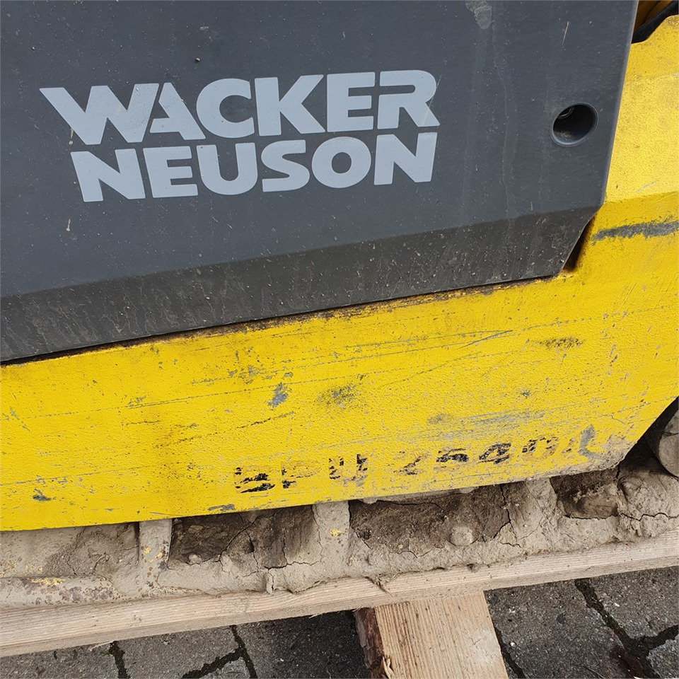 Wacker Neuson BPU 2540A - Виброплита: фото 3 Wacker Neuson BPU 2540A - Виброплита: фото 3