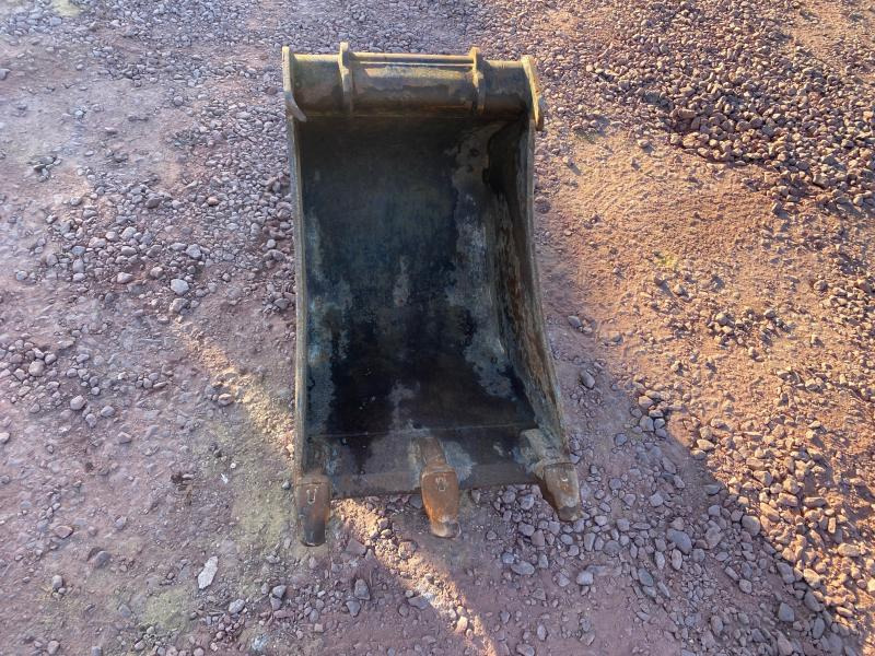 ARDEN EQUIPEMENT QA 10 - Ковш для экскаватора: фото 1 ARDEN EQUIPEMENT QA 10 - Ковш для экскаватора: фото 1