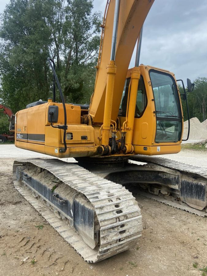 Hyundai LONG REACH ROBEX 210LC-7 - Гусеничный экскаватор: фото 3 Hyundai LONG REACH ROBEX 210LC-7 - Гусеничный экскаватор: фото 3
