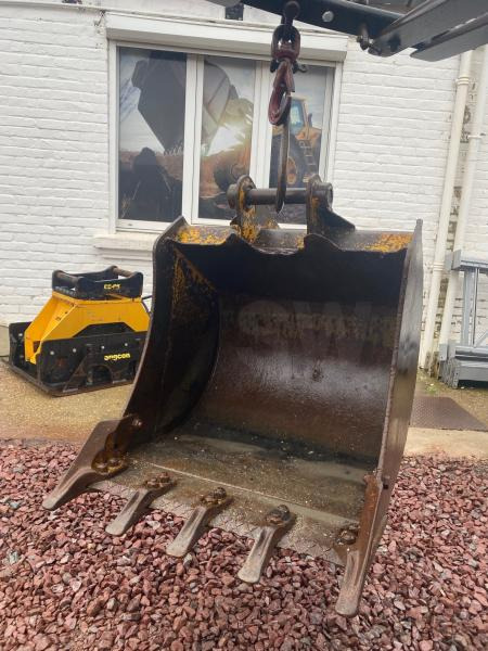 JCB LOT 3 GODETS CURAGE ET TERRASSEMENT 1M50/80CM/60CM - Ковш для экскаватора для Строительной техники: фото 2 JCB LOT 3 GODETS CURAGE ET TERRASSEMENT 1M50/80CM/60CM - Ковш для экскаватора для Строительной техники: фото 2