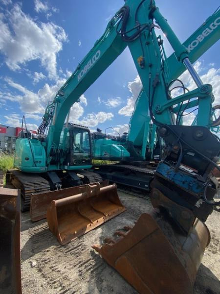 Kobelco SK 140SRLC-5 - Гусеничный экскаватор: фото 2 Kobelco SK 140SRLC-5 - Гусеничный экскаватор: фото 2