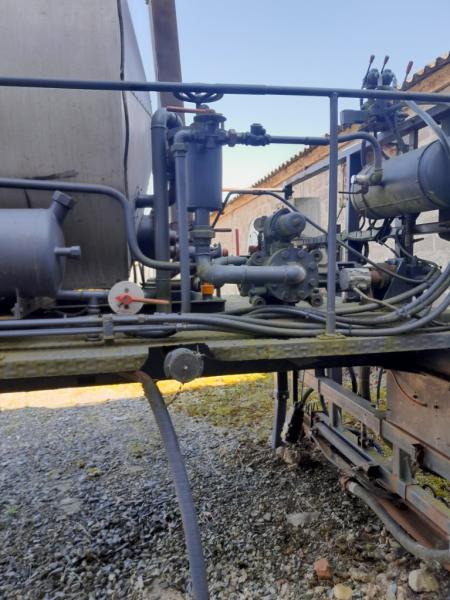 MENARD BOUILLE SUR BERCE 3000 LITRES - Гудронатор: фото 5 MENARD BOUILLE SUR BERCE 3000 LITRES - Гудронатор: фото 5