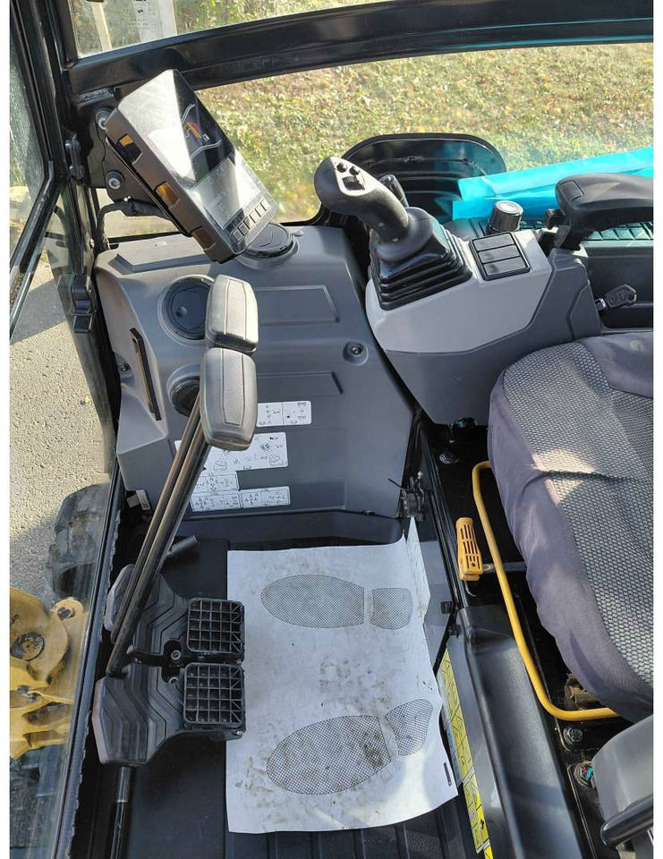 Гусеничный экскаватор CAT 302: фото 11 Гусеничный экскаватор CAT 302: фото 11