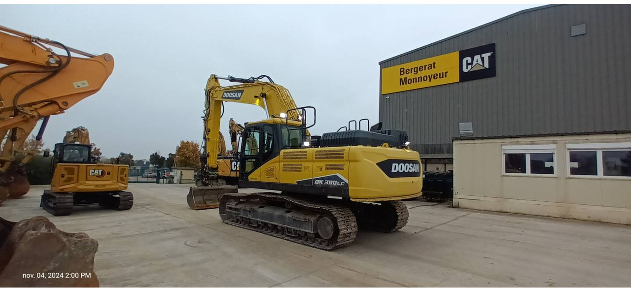 DOOSAN INFRACORE AMERICA CORP. DX300 - Гусеничный экскаватор: фото 4 DOOSAN INFRACORE AMERICA CORP. DX300 - Гусеничный экскаватор: фото 4