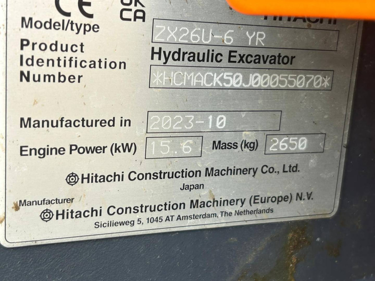 HITACHI ZX26U-6 - Гусеничный экскаватор: фото 5 HITACHI ZX26U-6 - Гусеничный экскаватор: фото 5