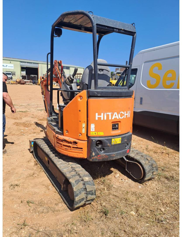 Гусеничный экскаватор HITACHI ZX26U: фото 1
