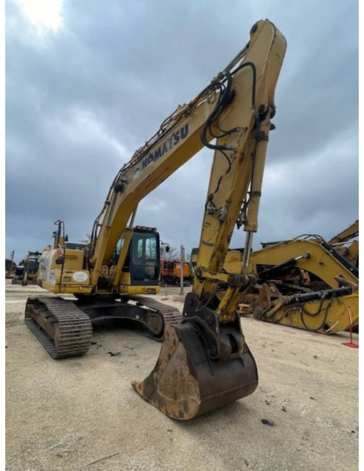 KOMATSU HB215 - Гусеничный экскаватор: фото 5 KOMATSU HB215 - Гусеничный экскаватор: фото 5