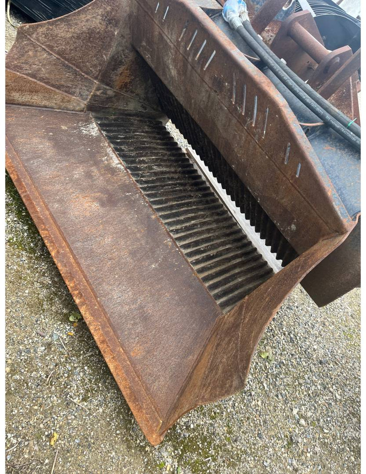 M B MANUFACTURING MB/L160/S2 - Ковш: фото 3 M B MANUFACTURING MB/L160/S2 - Ковш: фото 3