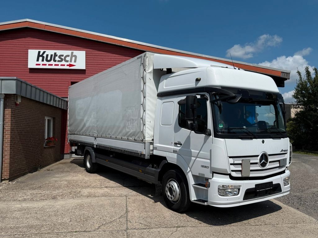 Mercedes-Benz Atego 1530L gr. Fhs. Pritsche / Plane + LBW - Тентованный грузовик: фото 2 Mercedes-Benz Atego 1530L gr. Fhs. Pritsche / Plane + LBW - Тентованный грузовик: фото 2