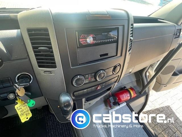 Микроавтобус, Пассажирский фургон Mercedes-Benz SPRINTER  211 CDI - L2/H2-  Automatische versnellingsbak - 9 Persoons - Bouwjaar 2009 - APK tot 17-01-2026 ! - Side bars - Privacy glas - Airco: фото 10