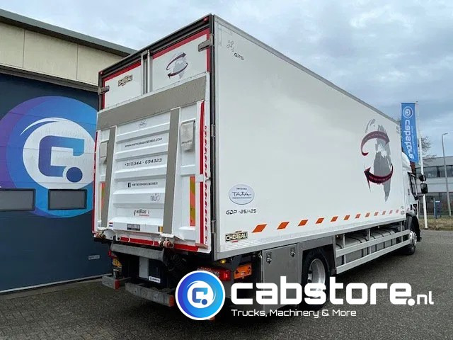 Renault D-19 Wide 4x2 Koelwagen D 19 Wide 4x2 Euro 6 Koelwagen - HANDGESCHAKELD - Kuhlkoffer - Frigo -Thermobox - Year 2015 - CHEREAU BOX - CARRIER Supra 850U - GOOD CONDITION - Рефрижератор: фото 4 Renault D-19 Wide 4x2 Koelwagen D 19 Wide 4x2 Euro 6 Koelwagen - HANDGESCHAKELD - Kuhlkoffer - Frigo -Thermobox - Year 2015 - CHEREAU BOX - CARRIER Supra 850U - GOOD CONDITION - Рефрижератор: фото 4