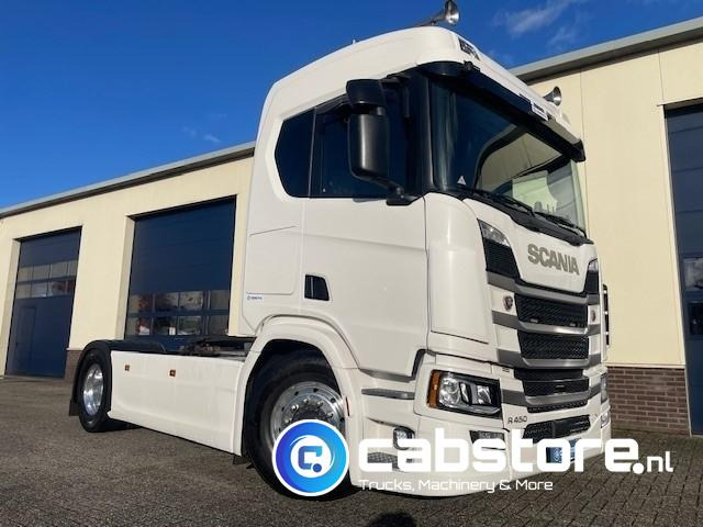 Scania R450  A4X2NB Euro 6 - Alcoa - Bouwjaar 2021 - Km 937.096 - RETARDER - 8 Ton's vooras - LED - Luchtvering - Good condition !! - Тягач: фото 1 Scania R450  A4X2NB Euro 6 - Alcoa - Bouwjaar 2021 - Km 937.096 - RETARDER - 8 Ton's vooras - LED - Luchtvering - Good condition !! - Тягач: фото 1