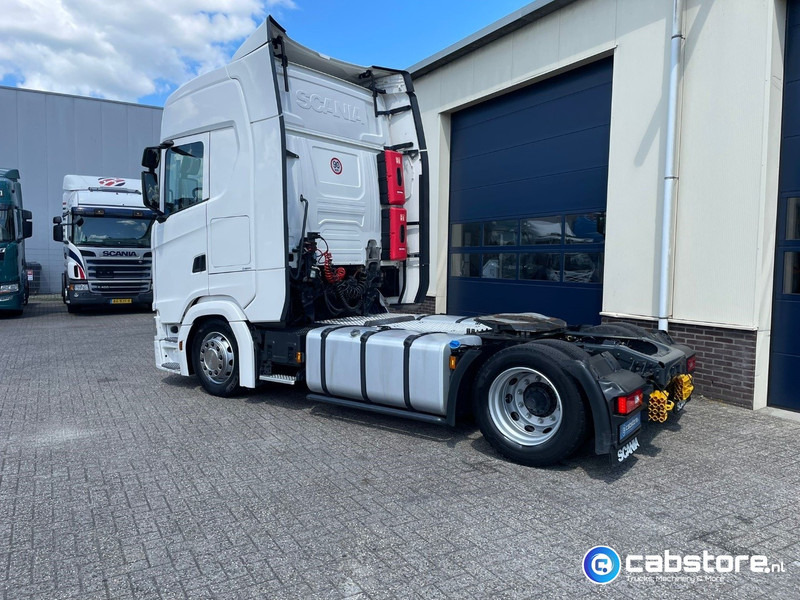 Scania S410 A 4x2 EB Euro 6 - MEGA VOLUME - RETARDER - Bouwjaar 2018 - S-Highline - Km 822.505 - Differentieelslot - Тягач: фото 4 Scania S410 A 4x2 EB Euro 6 - MEGA VOLUME - RETARDER - Bouwjaar 2018 - S-Highline - Km 822.505 - Differentieelslot - Тягач: фото 4