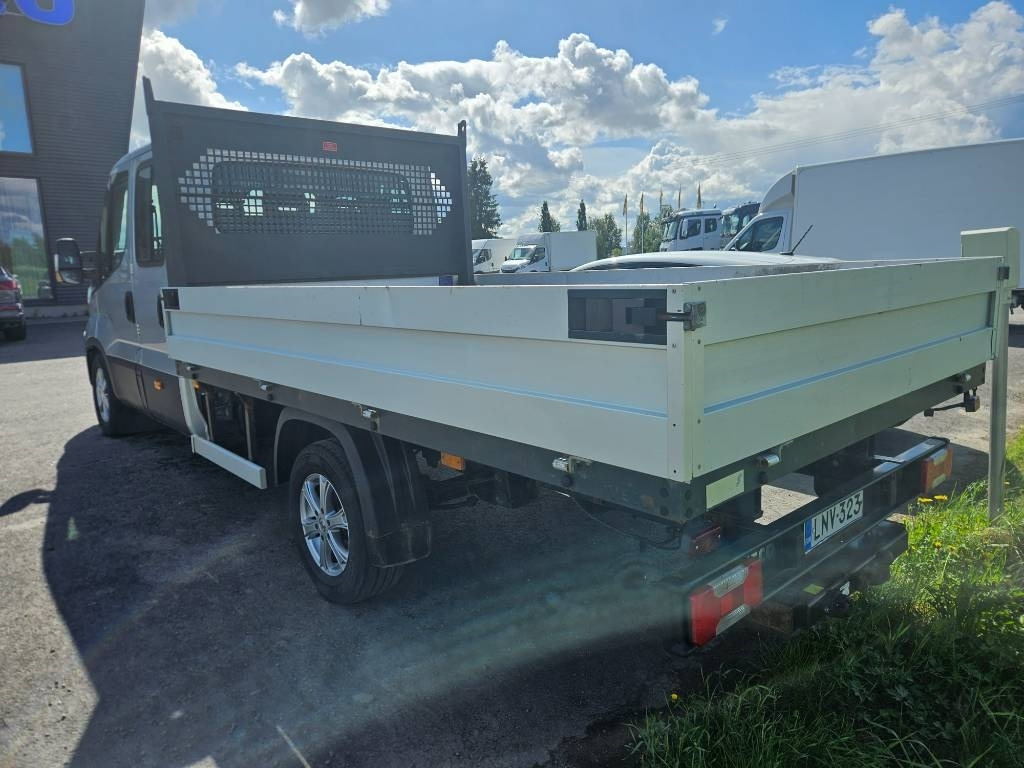 Iveco Daily 35S18, 7hlö kevyt ka - Малотоннажный бортовой грузовик, Грузопассажирский фургон: фото 5 Iveco Daily 35S18, 7hlö kevyt ka - Малотоннажный бортовой грузовик, Грузопассажирский фургон: фото 5