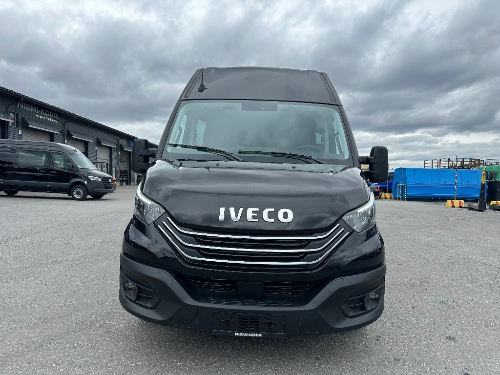 Iveco Daily 35S18A8 1+4hlö retkeilyauto - Цельнометаллический фургон: фото 2 Iveco Daily 35S18A8 1+4hlö retkeilyauto - Цельнометаллический фургон: фото 2