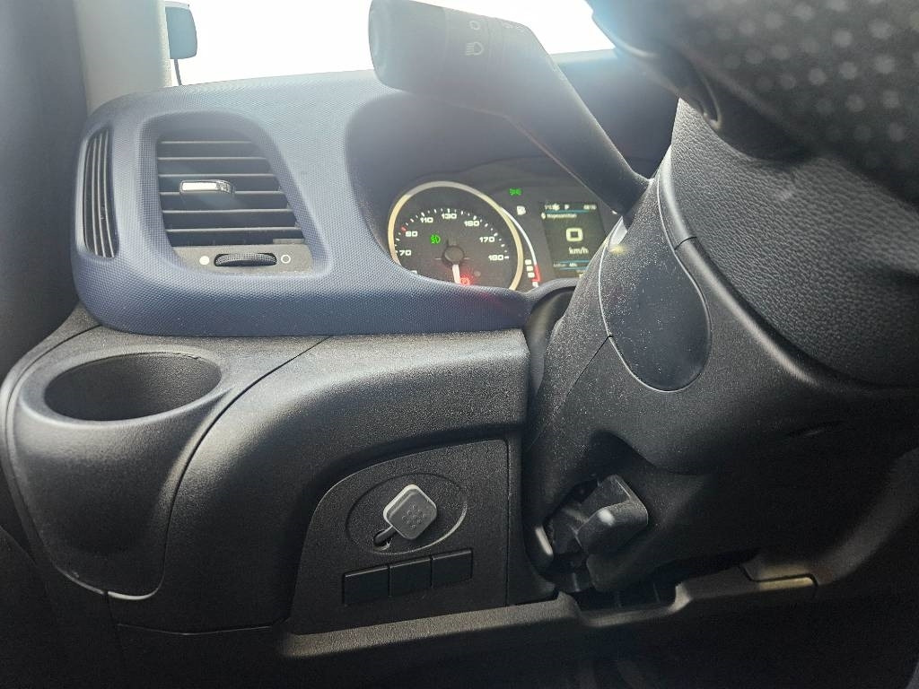 Цельнометаллический фургон Iveco Daily 35S21A8 5hlö retkis: фото 13 Цельнометаллический фургон Iveco Daily 35S21A8 5hlö retkis: фото 13