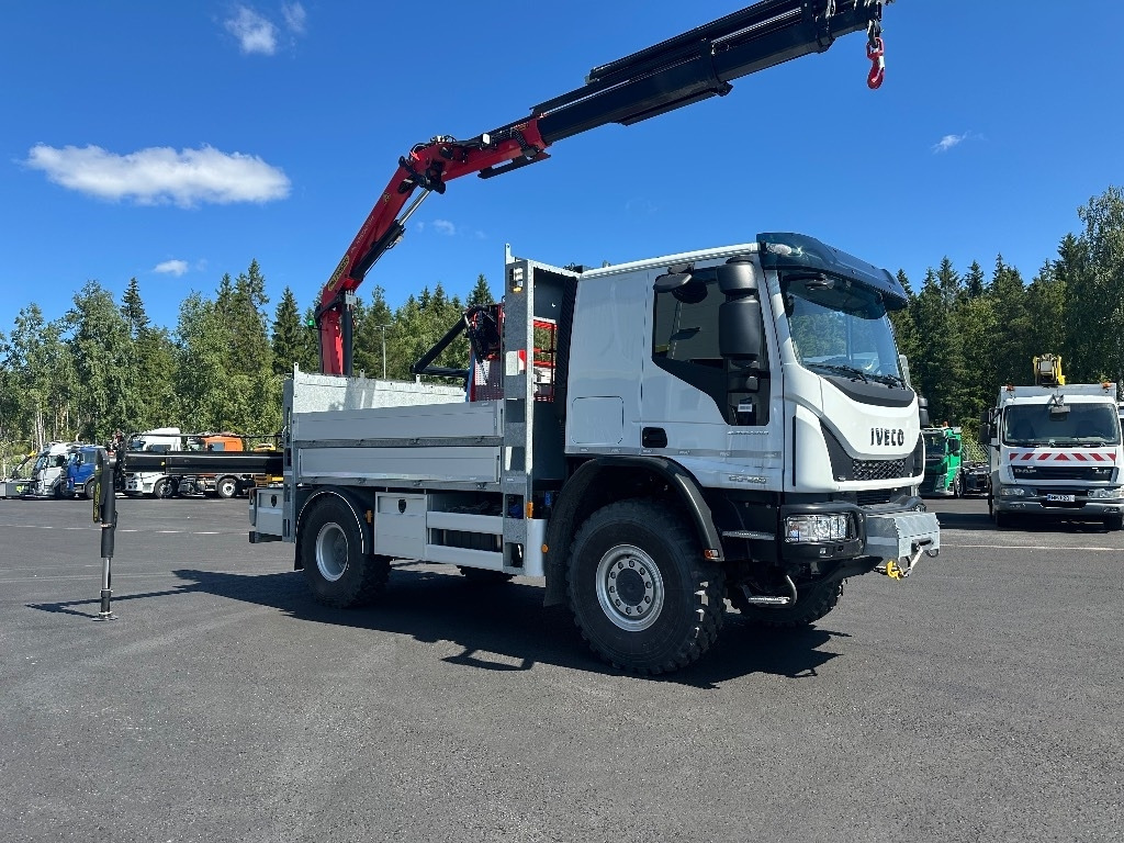 Iveco Eurocargo ML150E28 4x4 sähkölaitos varustein - Автоманипулятор: фото 2 Iveco Eurocargo ML150E28 4x4 sähkölaitos varustein - Автоманипулятор: фото 2