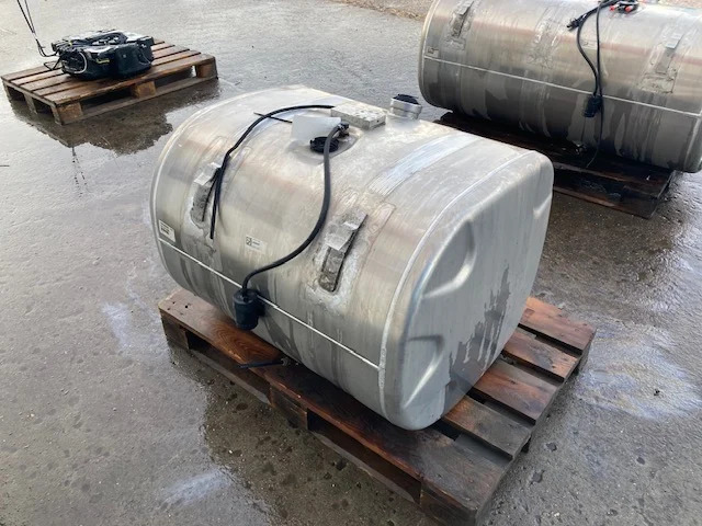 Scania Diesel tank – Scania 2713470 - Топливный бак для Грузовиков: фото 3 Scania Diesel tank – Scania 2713470 - Топливный бак для Грузовиков: фото 3