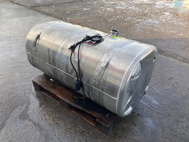 Scania Diesel tank – Scania 2714200 - Топливный бак для Грузовиков: фото 3 Scania Diesel tank – Scania 2714200 - Топливный бак для Грузовиков: фото 3