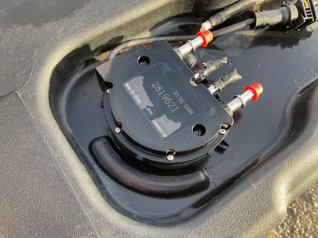 Scania Reductant pick-up unit – Scania 2819621 - Электрическая система для Грузовиков: фото 1 Scania Reductant pick-up unit – Scania 2819621 - Электрическая система для Грузовиков: фото 1