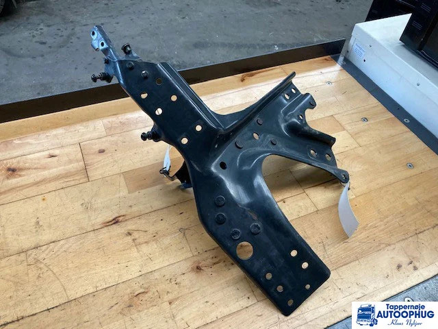 Scania lygte og trinholder Scania 2790473 - Кузов и экстерьер для Грузовиков: фото 1 Scania lygte og trinholder Scania 2790473 - Кузов и экстерьер для Грузовиков: фото 1