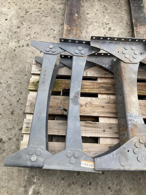 Volvo Cross member – Volvo 22372149 – Volvo 22808803 - Рама/ Шасси для Грузовиков: фото 4 Volvo Cross member – Volvo 22372149 – Volvo 22808803 - Рама/ Шасси для Грузовиков: фото 4