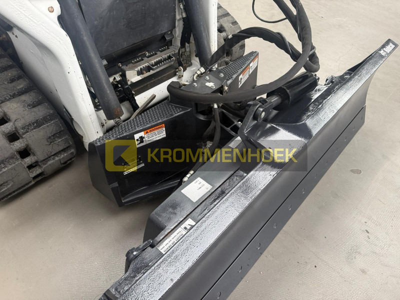 Bobcat 96 Dozer Blade 244 cm 6-weg blad - Отвал для Погрузчиков: фото 4 Bobcat 96 Dozer Blade 244 cm 6-weg blad - Отвал для Погрузчиков: фото 4